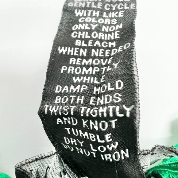 INC Macys Size 4 Green Envy Crinkle Top with Eyelets Off Shoulder - Picture 9 of 11